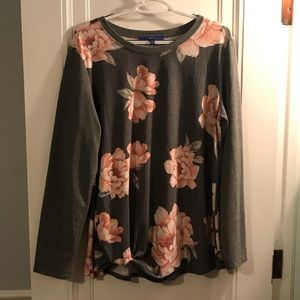 Apt 9 long sleeve floral print shirt
